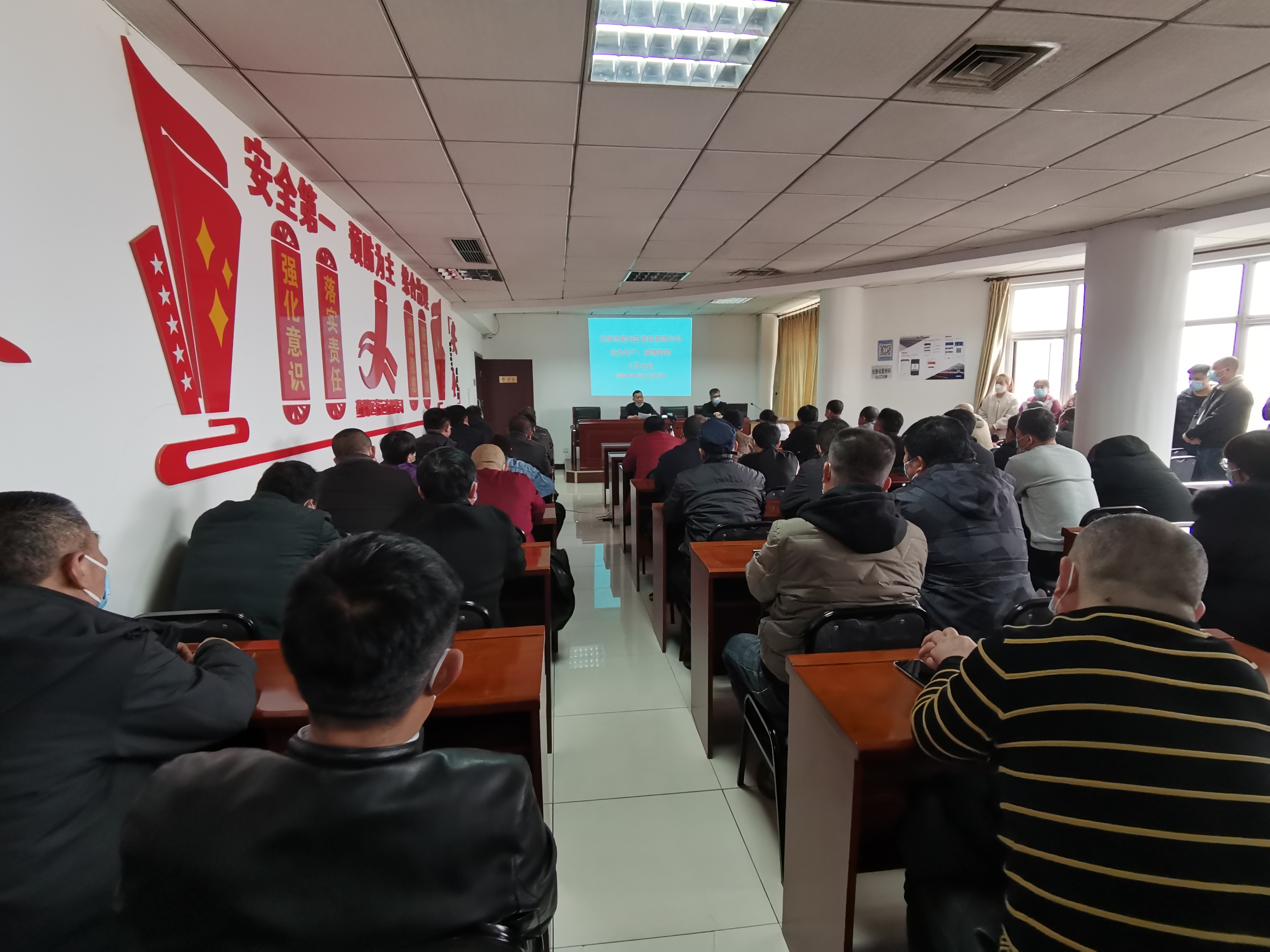 92649406.jpg 92649406.jpg